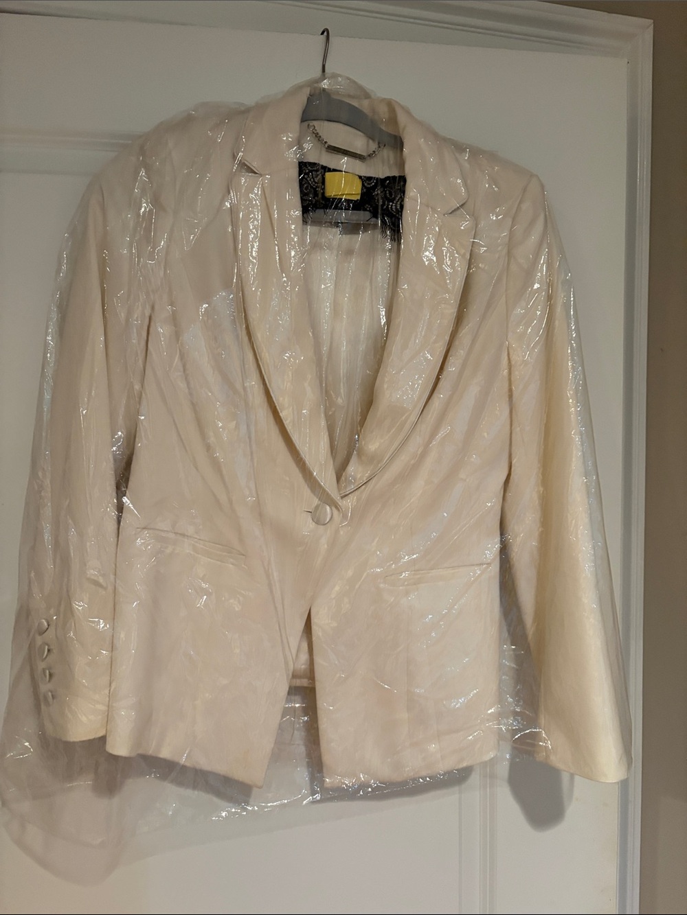 White House Black Market Cream Single-Button Blazer
